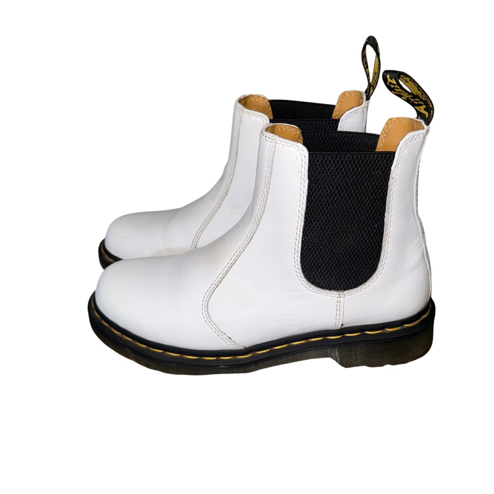 Dr. Martens 2976 Chelsea Boots Womens 9 White Leather Excellent Slip On 22227100